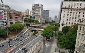 Apartamento com 2 dormitórios no Centro Histórico de São Paulo